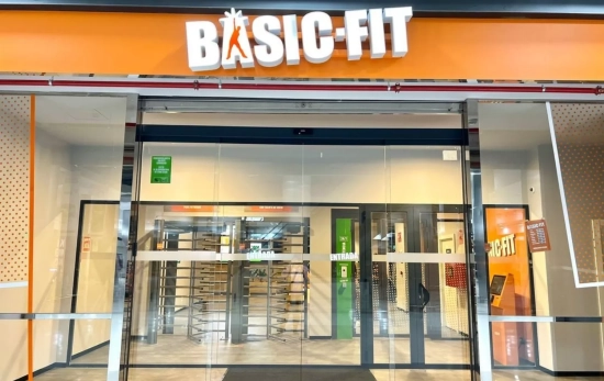 Un gimnasio Basic Fit / BASIC FIT Un gimnasio Basic Fit / BASIC FIT