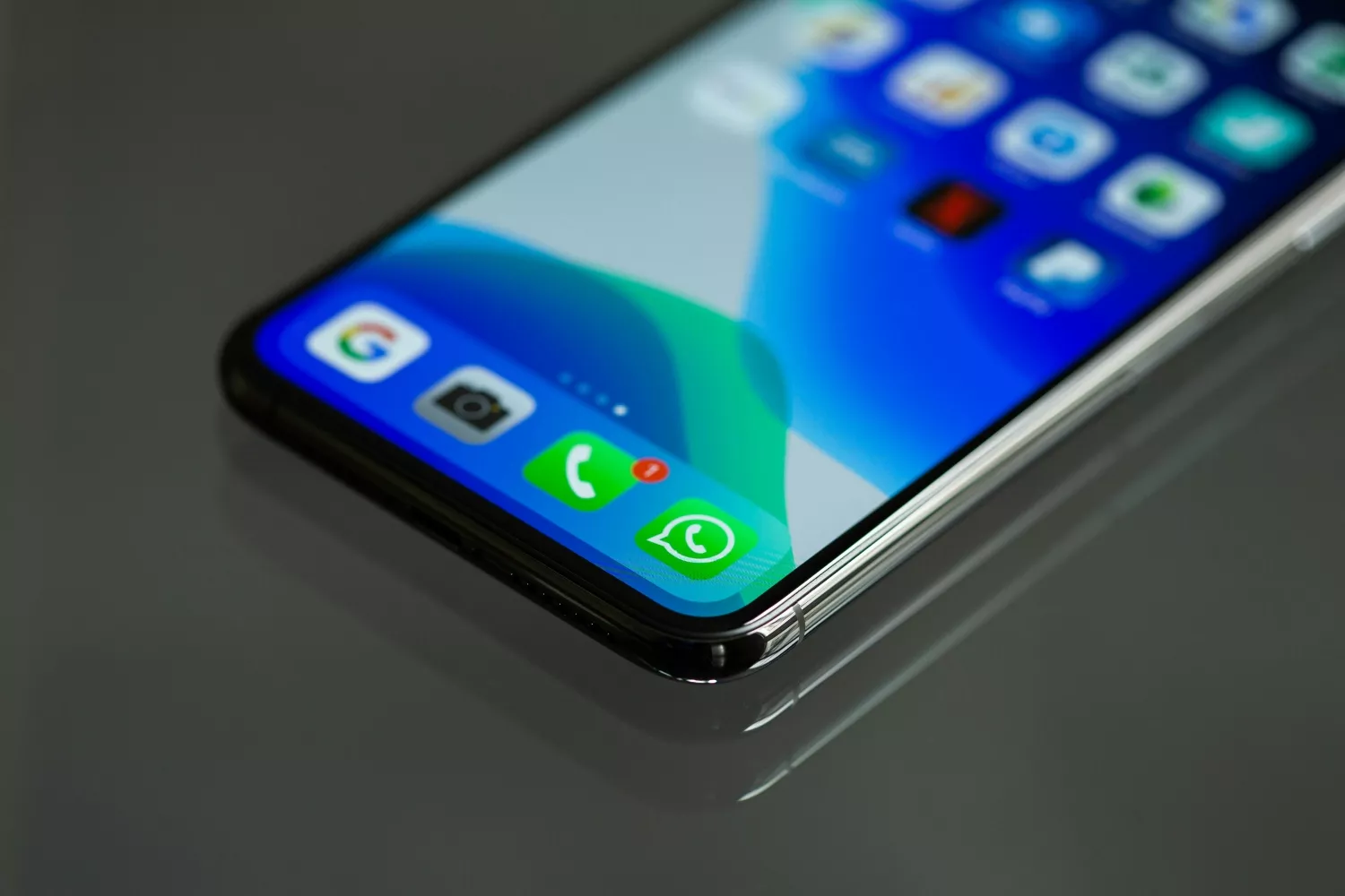 whatsapp pexels