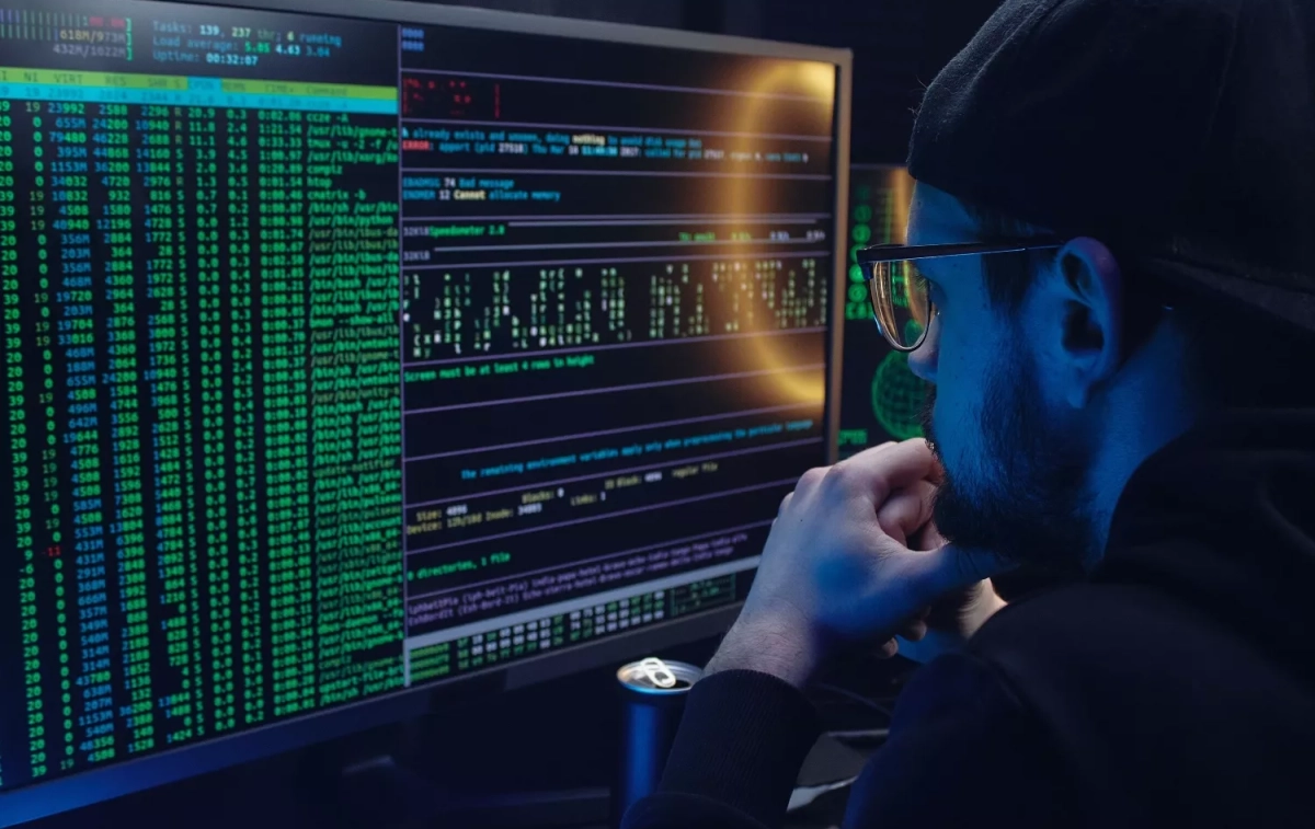 Un ciberdelincuente realiza un ataque de spear phishing / PEXELS Un ciberdelincuente realiza un ataque de spear phishing / PEXELS
