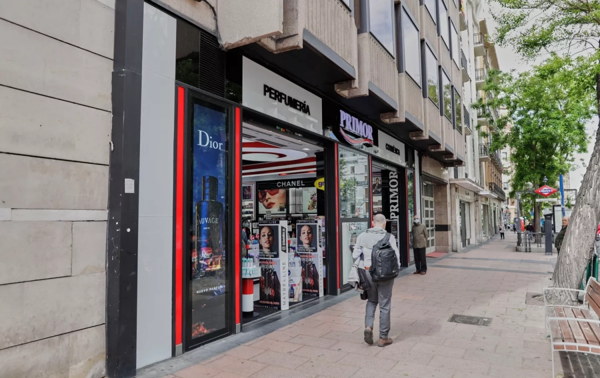 Una tienda de Primor / JESÚS HELLÍN - EP Una tienda de Primor / JESÚS HELLÍN - EP