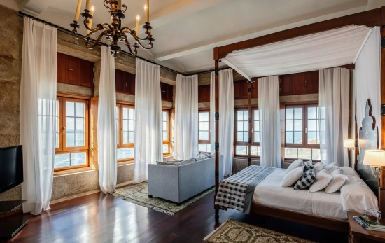 Una de las magníficas habitaciones del Parador de Baiona con vistas a las Rías Baixas / TRIPADVISOR Una de las magníficas habitaciones del Parador de Baiona con vistas a las Rías Baixas / TRIPADVISOR