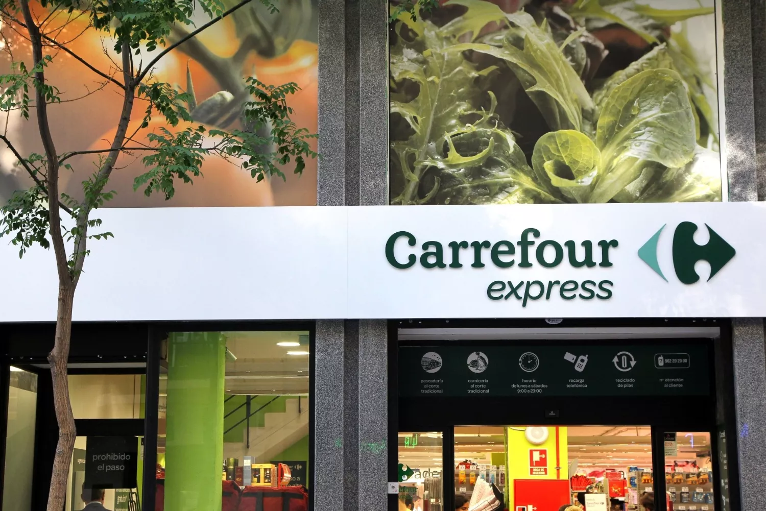 carrefour (1) carrefour (1)