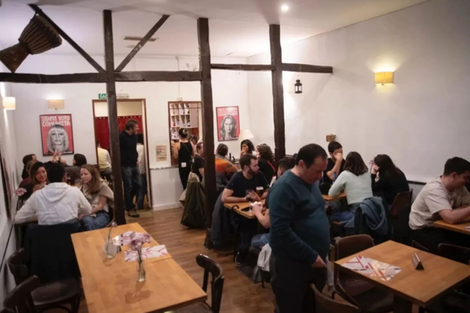 Interior de la Taberna Garibladi, el bar de Pablo Iglesias / TABERNA GARIBALDI Interior de la Taberna Garibladi, el bar de Pablo Iglesias / TABERNA GARIBALDI