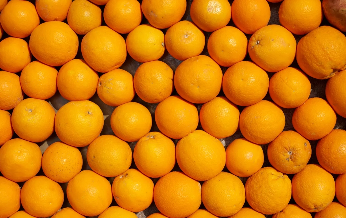 Naranjas a granel en un supermercado parecido a Lidl / PEXELS Naranjas a granel en un supermercado parecido a Lidl / PEXELS