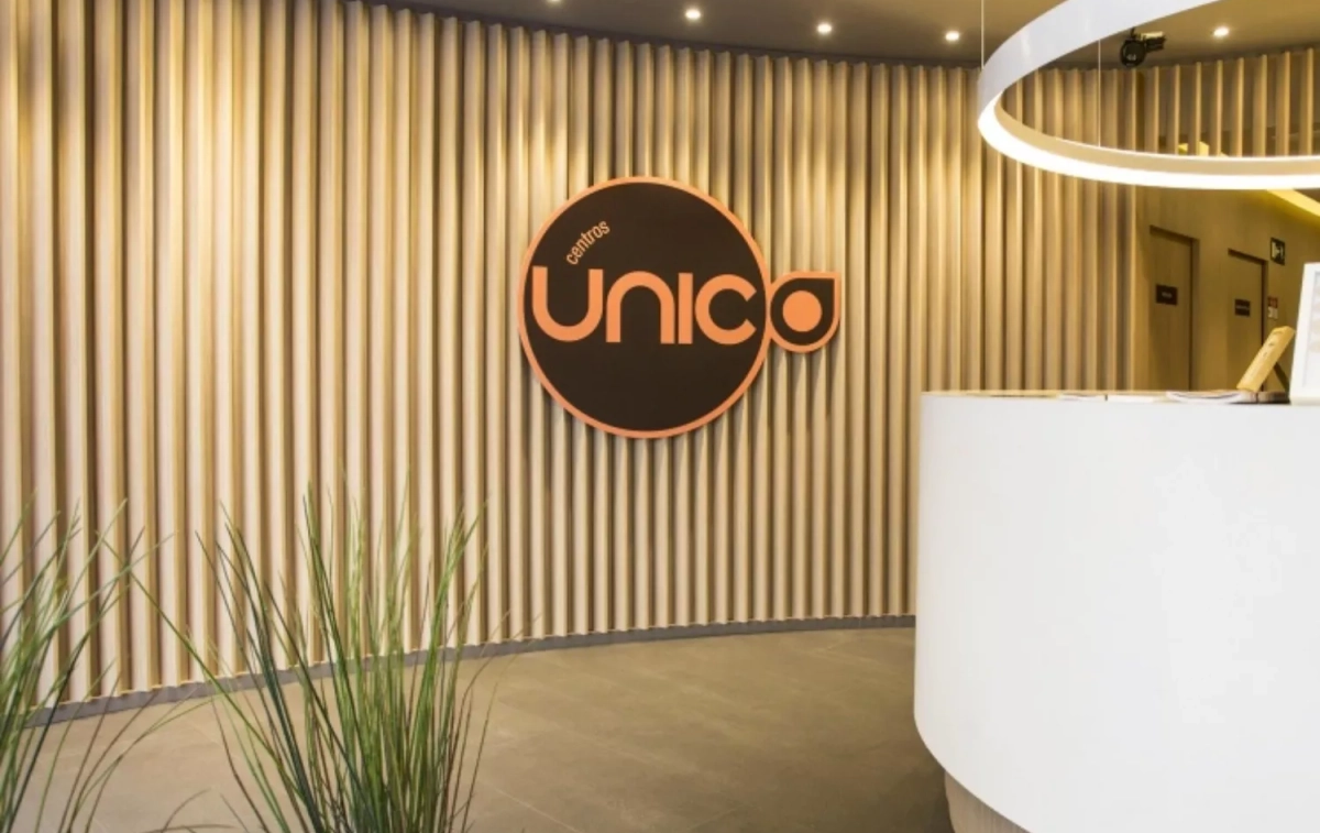 Recepción de una clínica de Centro Único / CENTROS ÚNICO Recepción de una clínica de Centro Único / CENTROS ÚNICO