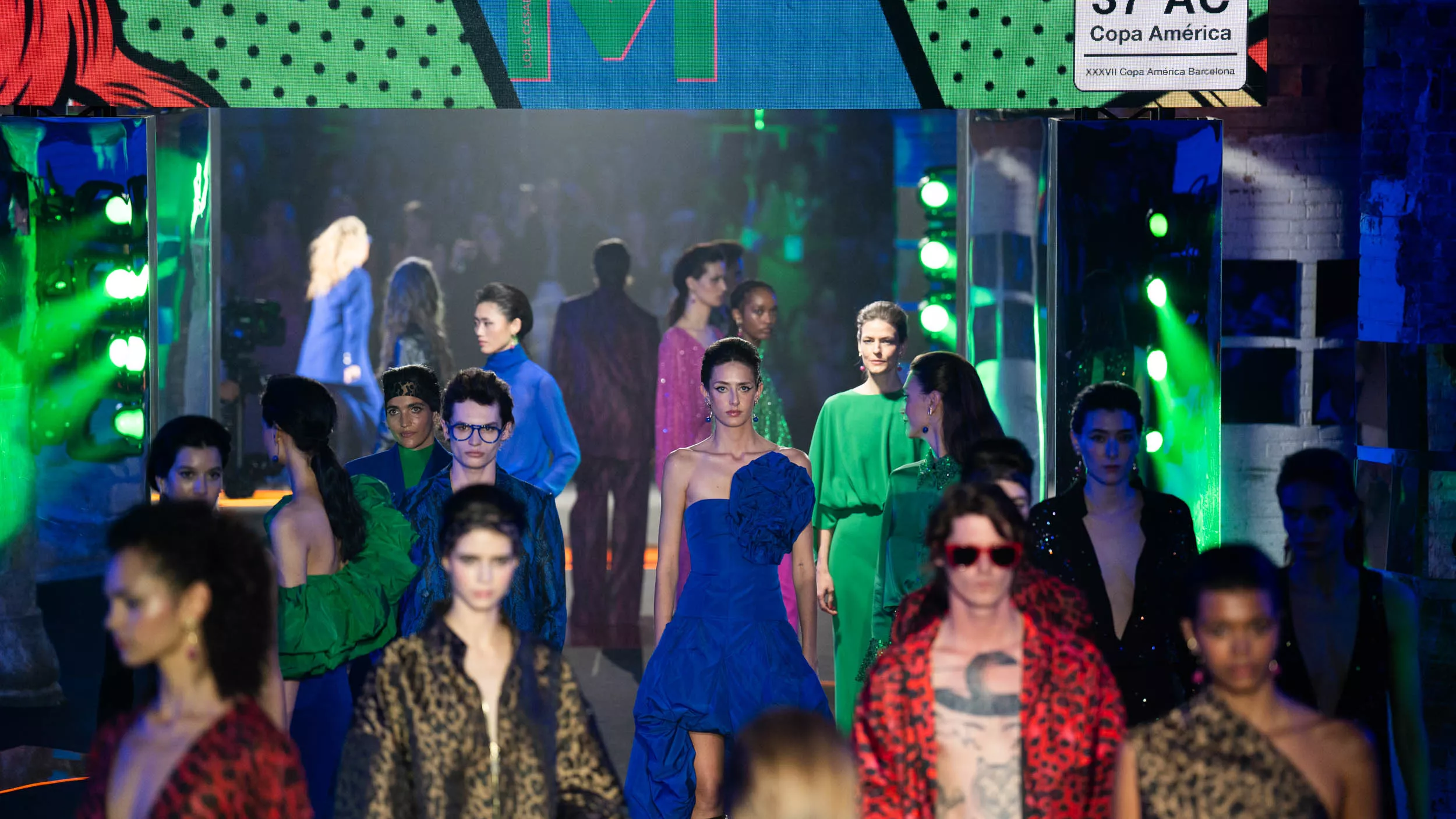 Desfile Lola Casademunt en la 080 Barcelona Fashion 2024 / Luis Miguel Añón