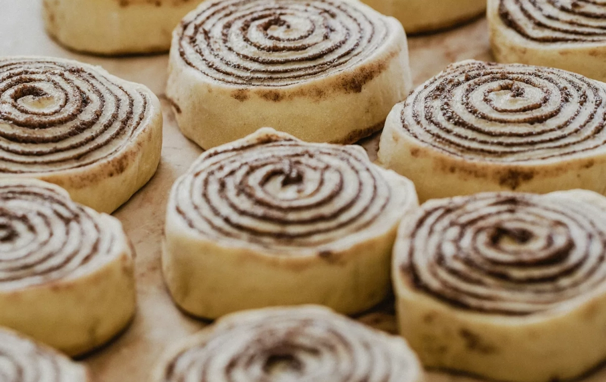 Rollos de canela y manzana similares a los que vende Lidl / UNSPLASH