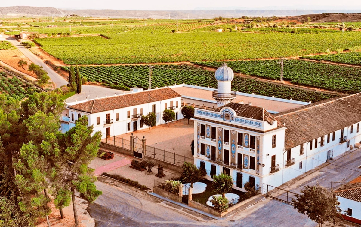 La bodega valenciana Torre Oria, donde se elabora el mejor vino de supermercado a la venta en Mercadona / TORRE ORIA