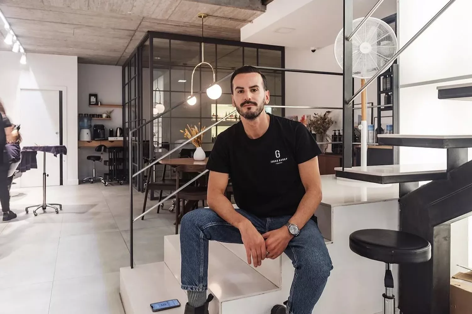 El peluquero Jorge Garay, responsable del salón que lleva su nombre en A Coruña TREATWELL