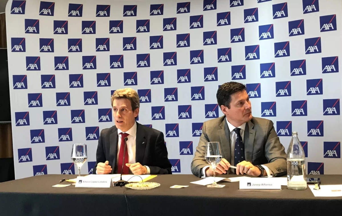 Dos directivos de AXA / AXA