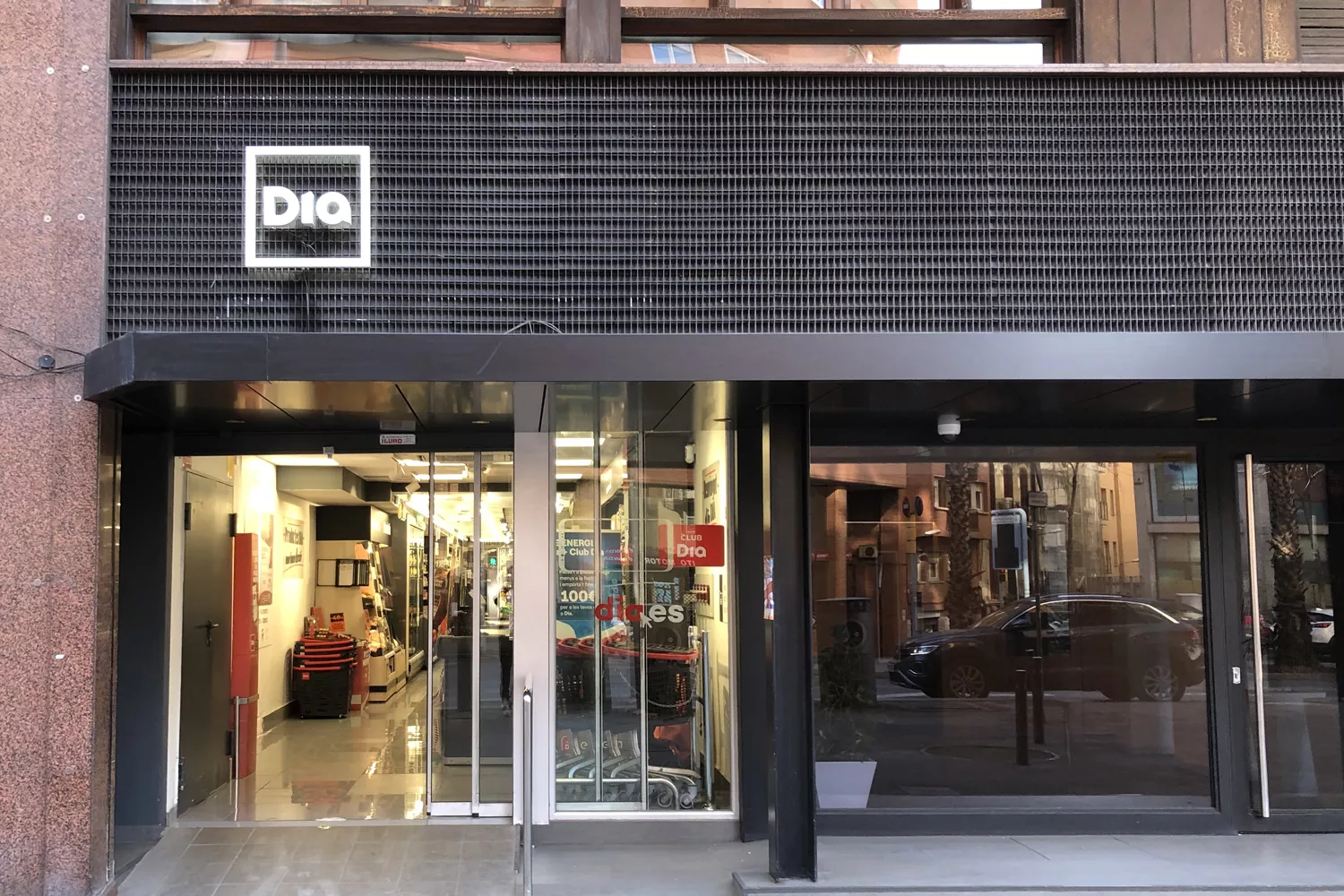 Un supermercado Dia CONSUMIDOR GLOBAL