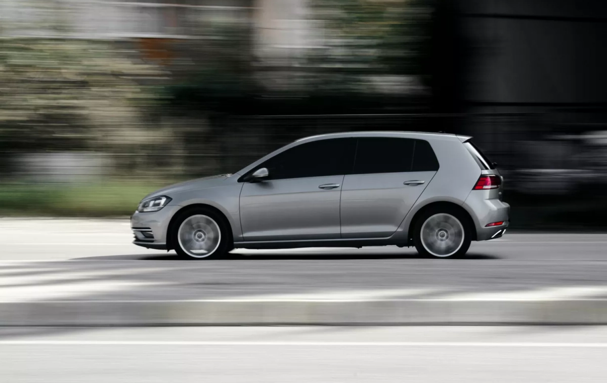 Un Volkswagen Golf, uno de los coches más vendidos de segunda mano / PEXELS Un Volkswagen Golf, uno de los coches más vendidos de segunda mano / PEXELS