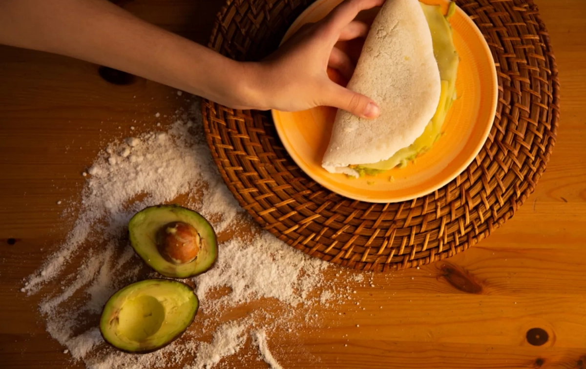 Preparación de un plato con masa sin gluten, apta para celíacos / VAN VAN Preparación de un plato con masa sin gluten, apta para celíacos / VAN VAN