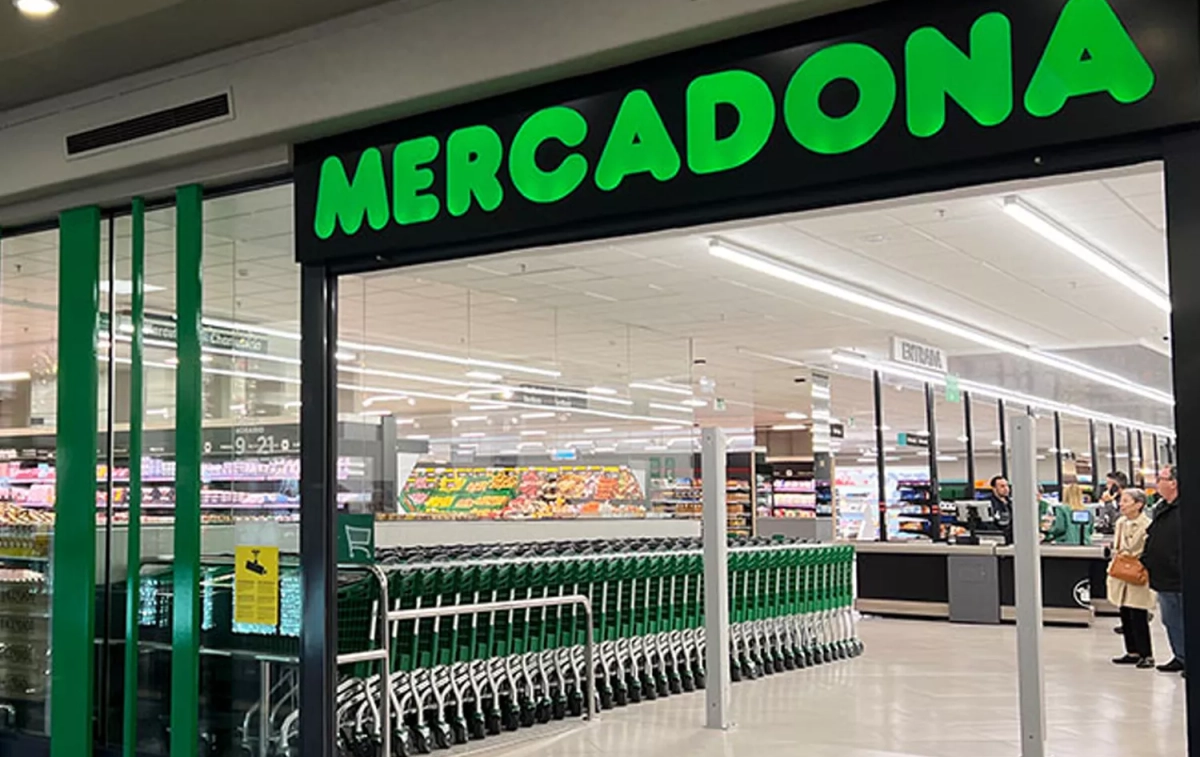 La entrada a un supermercado Mercadona / MERCADONA La entrada a un supermercado Mercadona / MERCADONA
