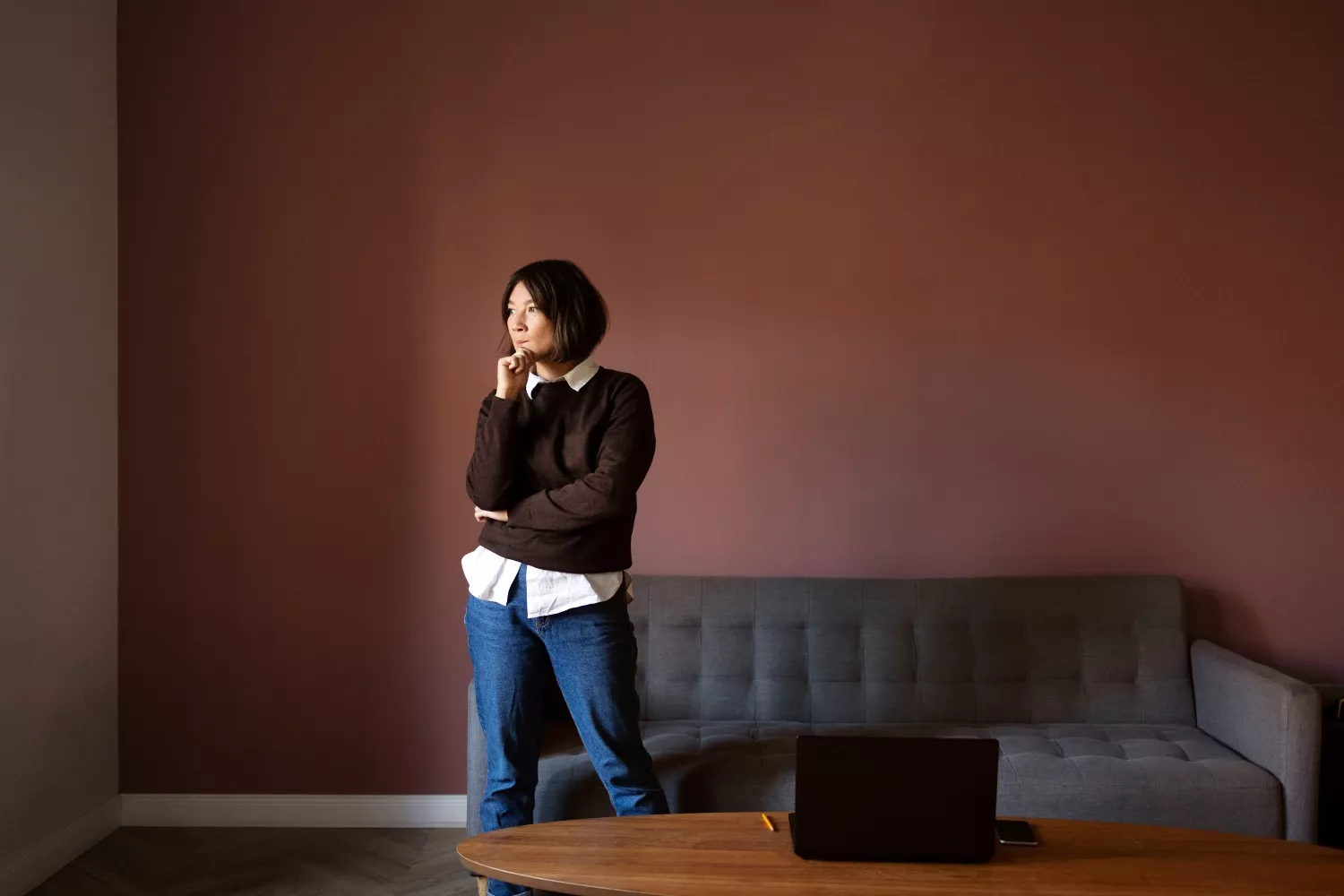 A una persona le afecta el estado de ánimo el color de su casa   KRONOS HOME