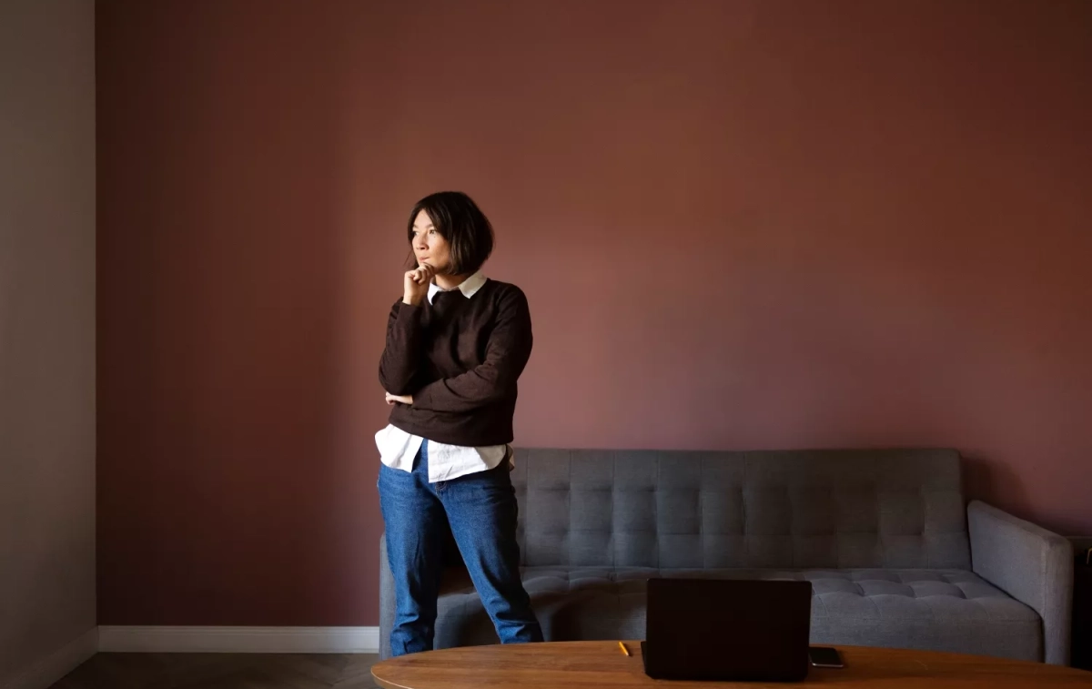 A una persona le afecta el estado de ánimo el color de su casa / KRONOS HOME A una persona le afecta el estado de ánimo el color de su casa / KRONOS HOME