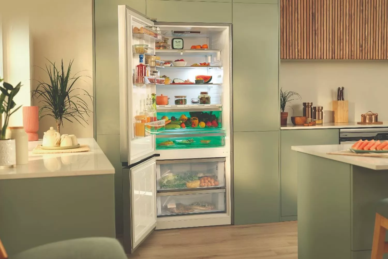 Una nevera de la marca Grundig conserva alimentos frescos / CEDIDA
