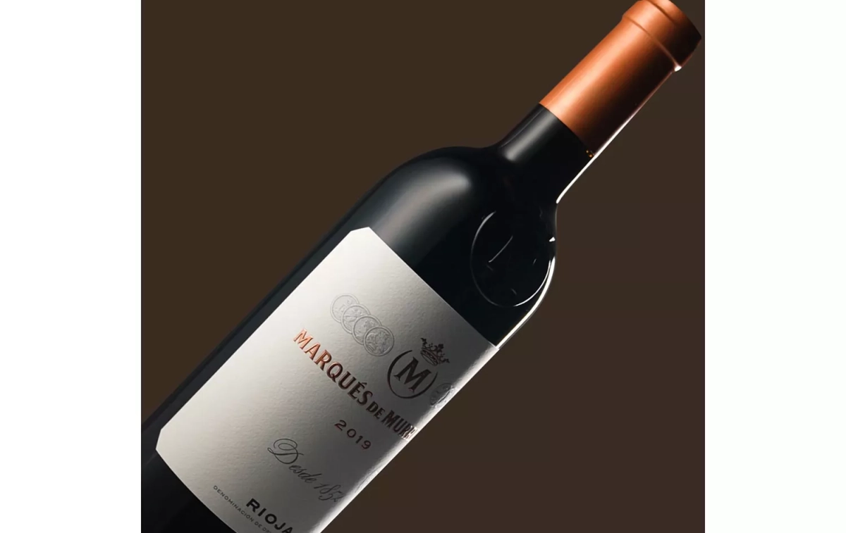 La botella de Marqués de Murrieta Reserva / MARQUÉS DE MURRIETA La botella de Marqués de Murrieta Reserva / MARQUÉS DE MURRIETA