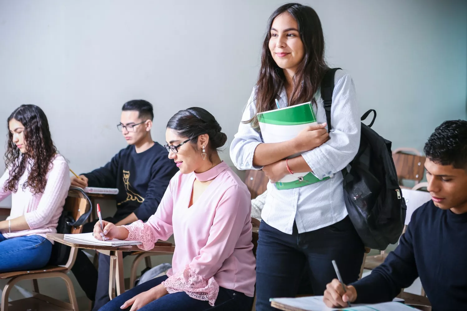 Varios alumnos durante en una clase/ UNSPLASH