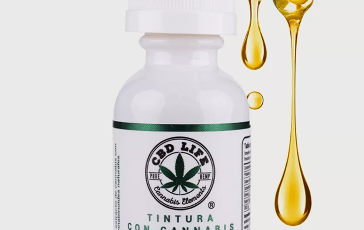 La tintura con cannabis, o aceite sublingual, de CBD LIFE / CEDIDA La tintura con cannabis, o aceite sublingual, de CBD LIFE / CEDIDA