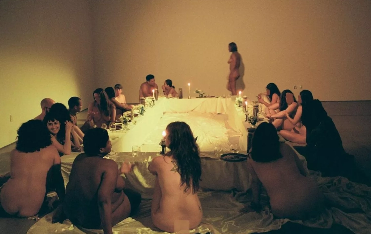 Una cena con personas desnudas THE FÜDE DINNER EXPERIENCE (1) Una cena con personas desnudas THE FÜDE DINNER EXPERIENCE (1)