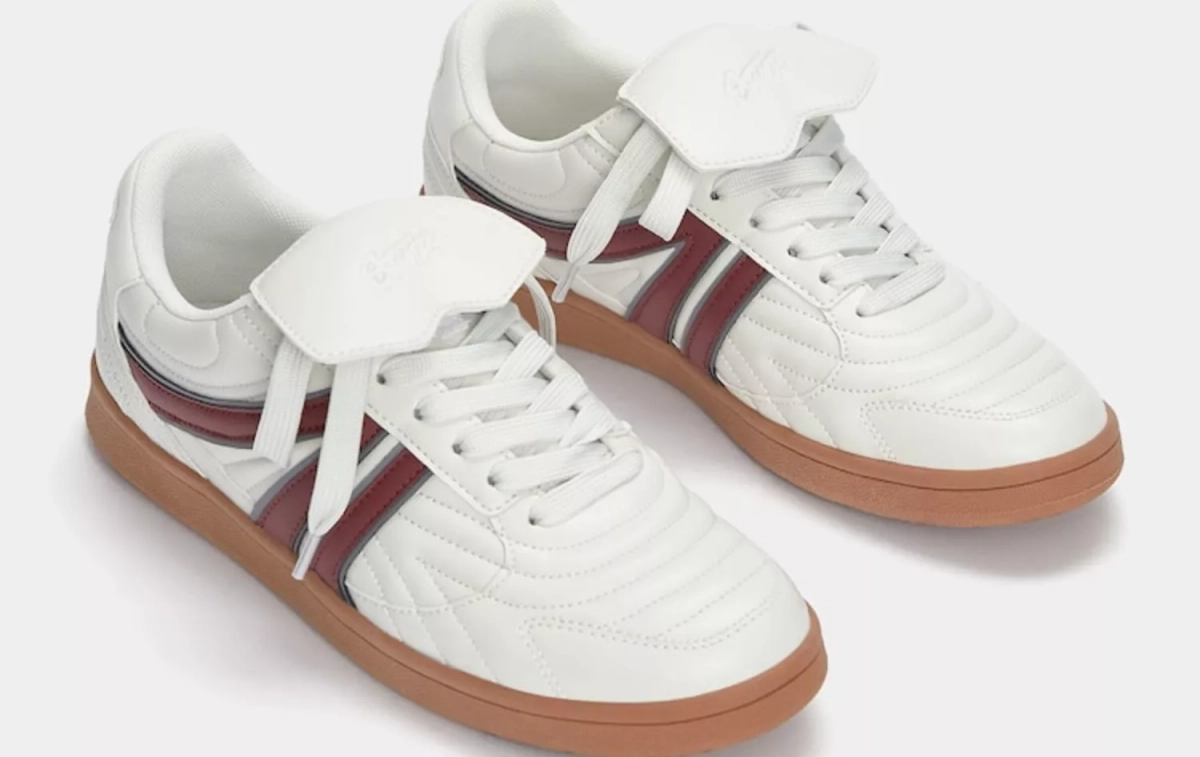 Las zapatillas con lengüeta de Pull&Bear / PULL&BEAR Las zapatillas con lengüeta de Pull&Bear / PULL&BEAR