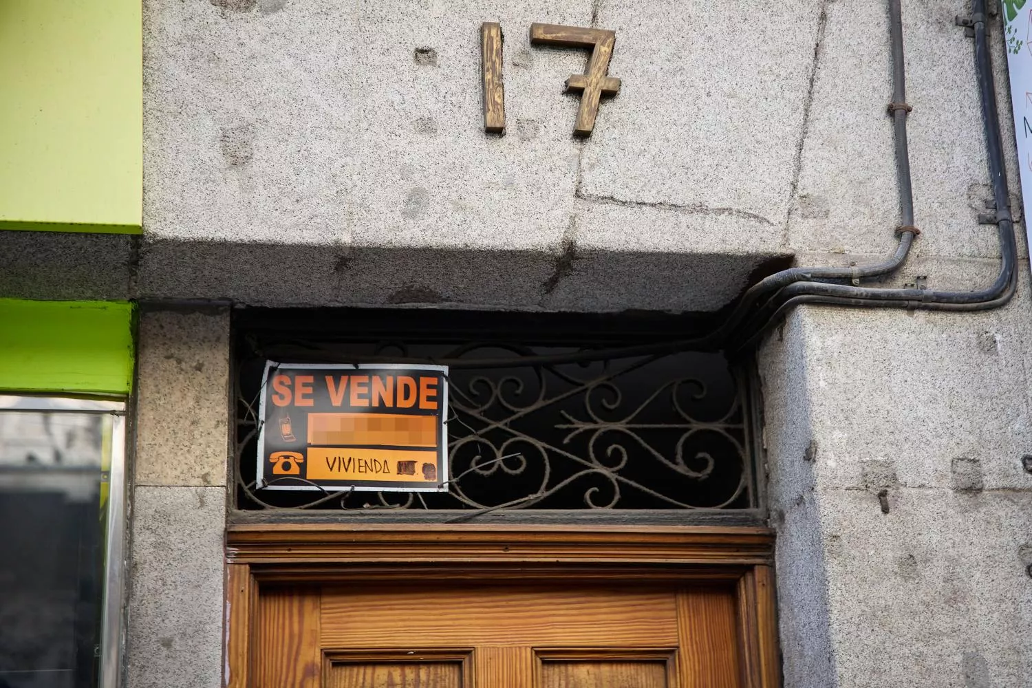 Cartel de 'Se vende' en una vivienda / JESÚS HELLÍN - EUROPA PRESS Cartel de 'Se vende' en una vivienda / JESÚS HELLÍN - EUROPA PRESS