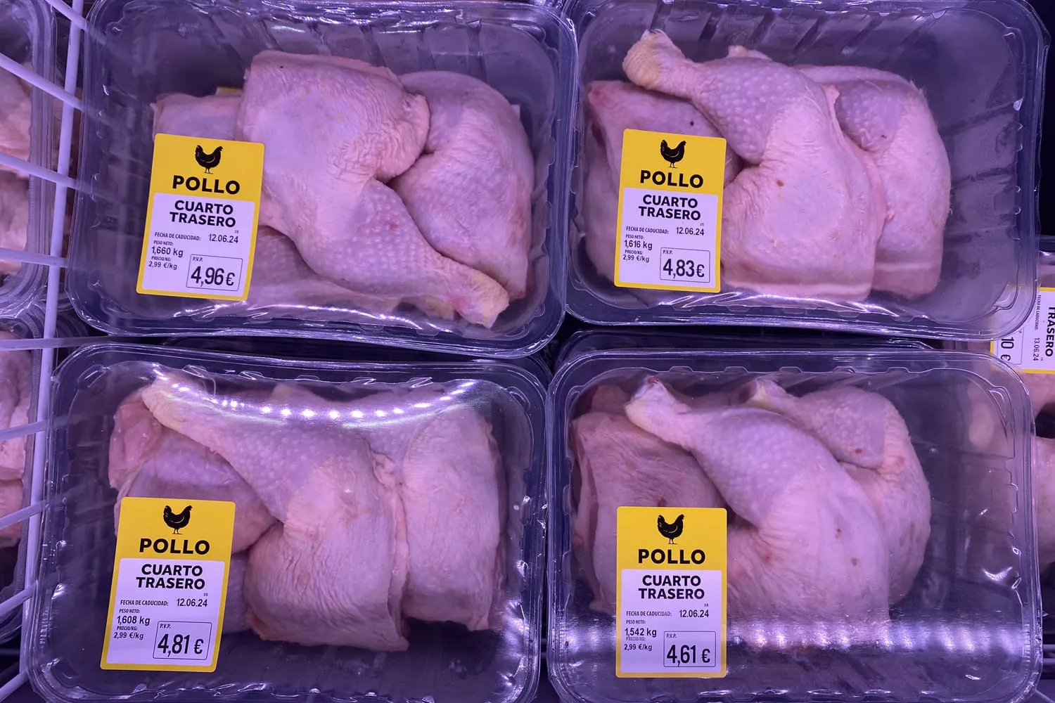 Amostras de frango dos supermercados Lidl em Espanha / OBA