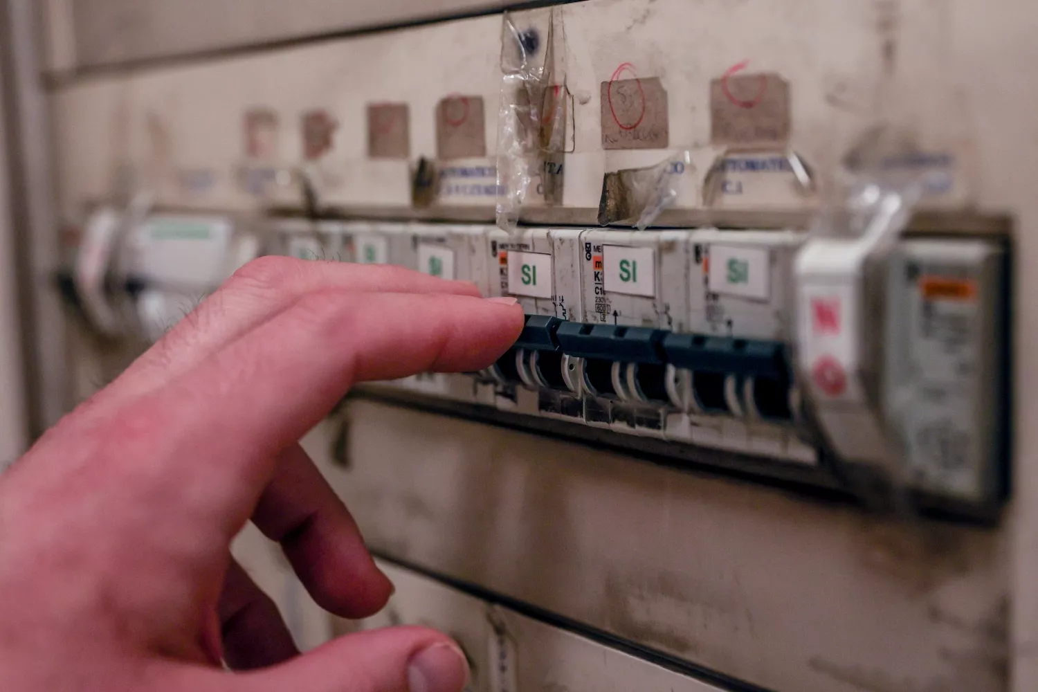El cuadro eléctrico de una casa al que afecta el precio de la luz   RICARDO RUBIO   EP