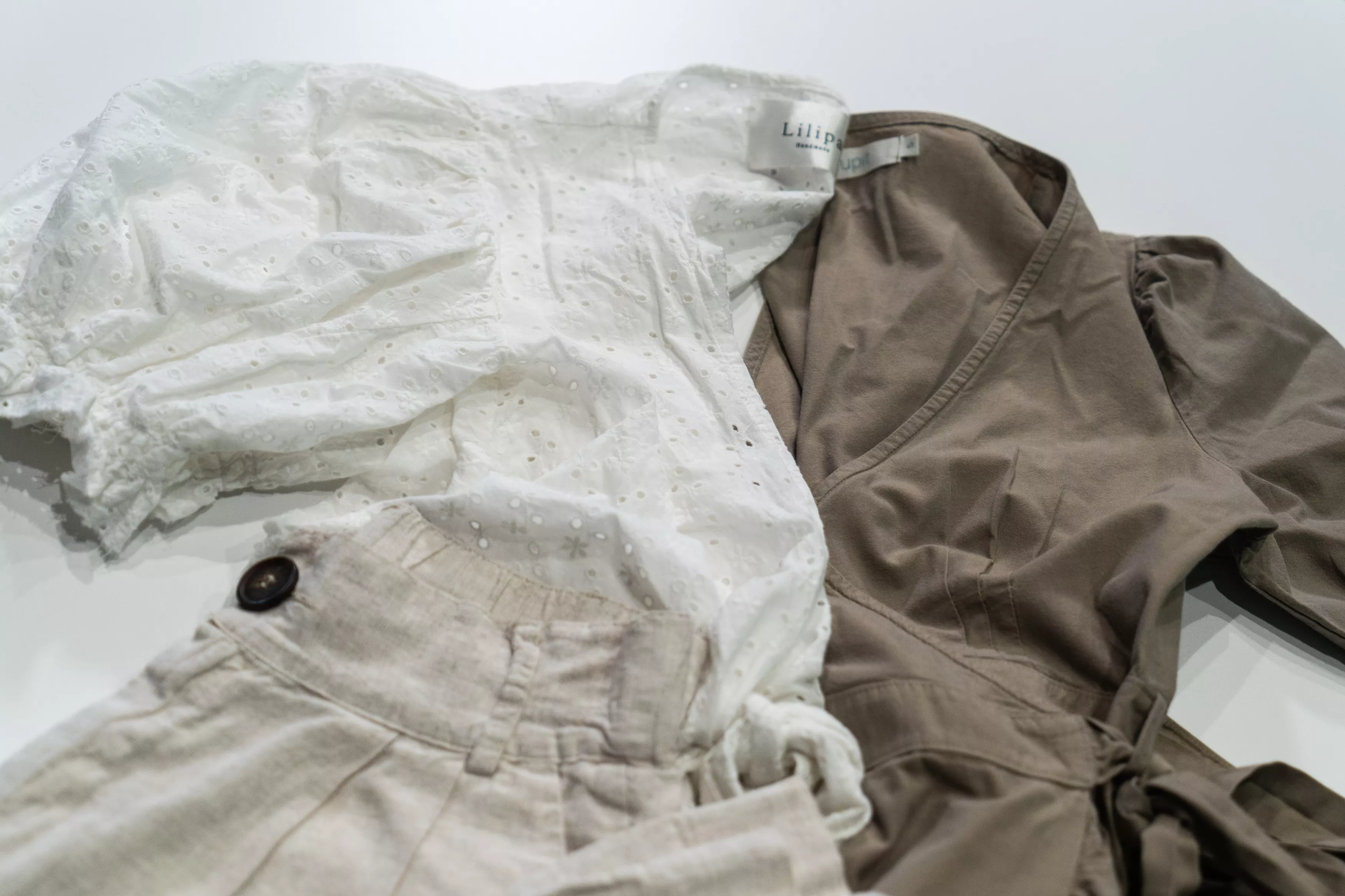 Ecodicta, ropa de segunda mano / ÒSCAR GIL COY Ecodicta, ropa de segunda mano / ÒSCAR GIL COY