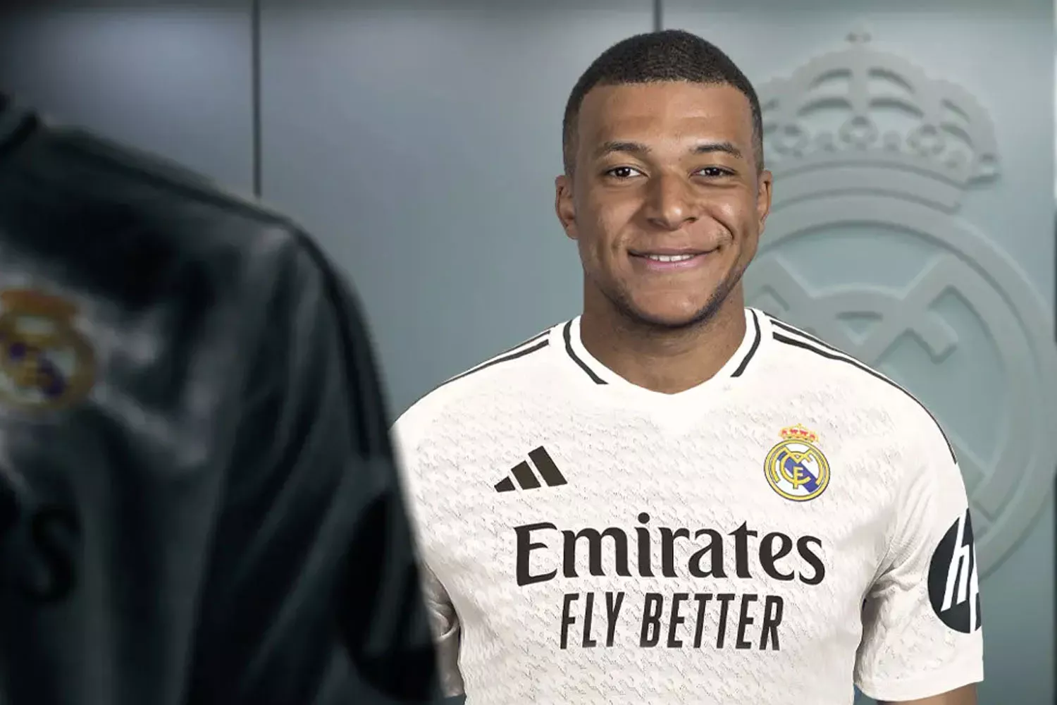 Kylian Mbappé con la camiseta del Real Madrid REAL MADRID