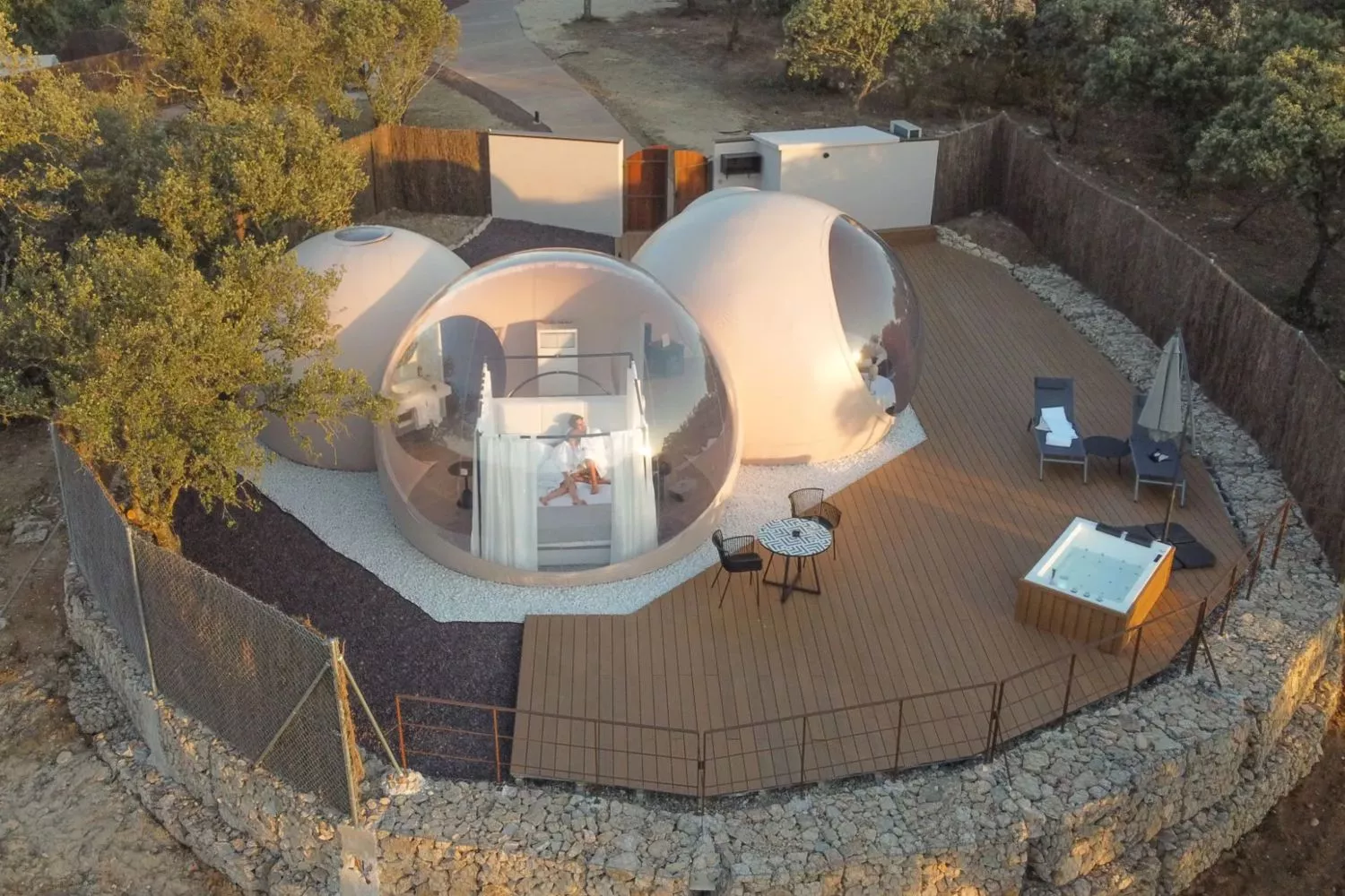 Glamping Miluna Open Nature Rooms / MILUNA OPEN Glamping Miluna Open Nature Rooms / MILUNA OPEN