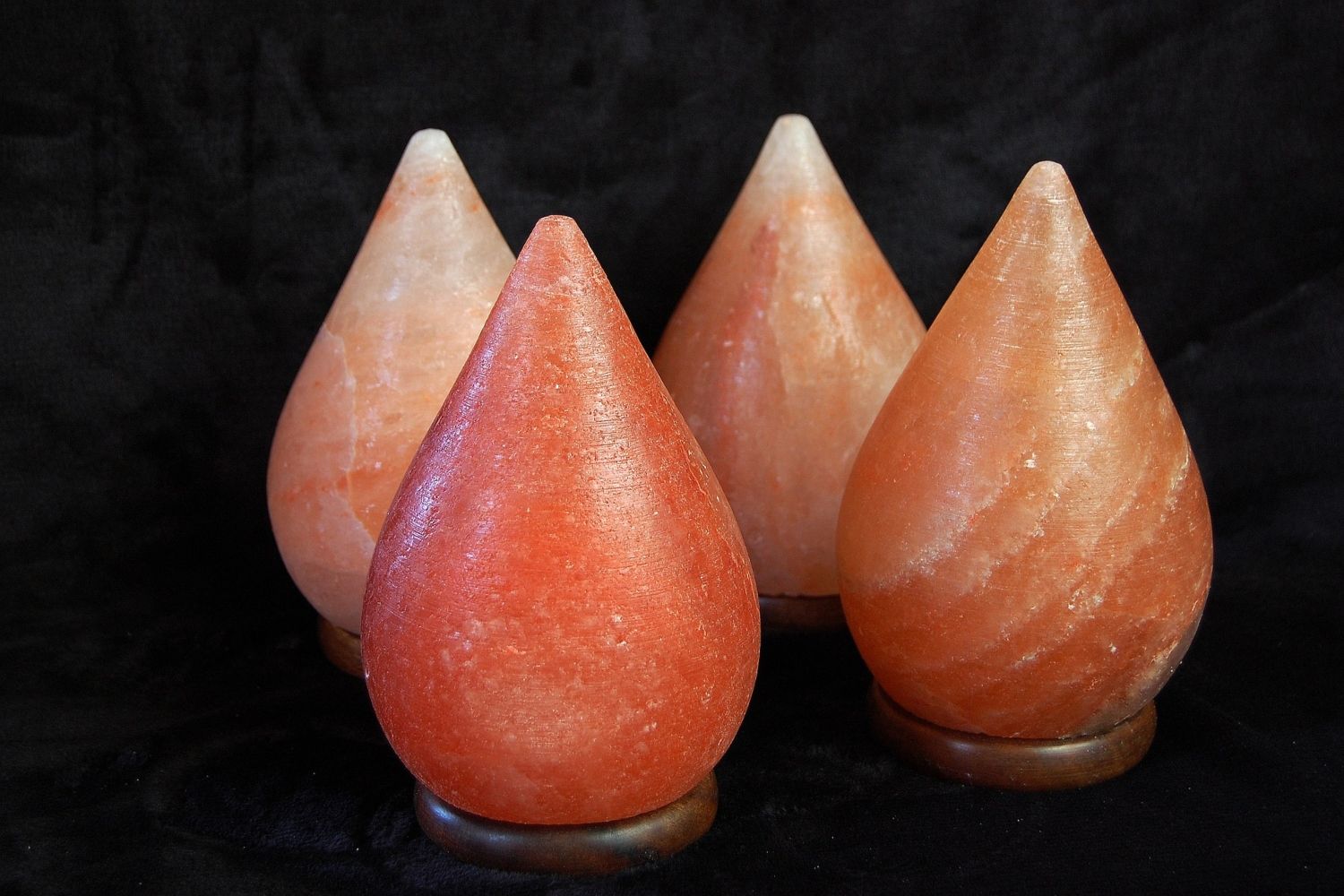 Lámparas de sal con forma de gota / PIXABAY