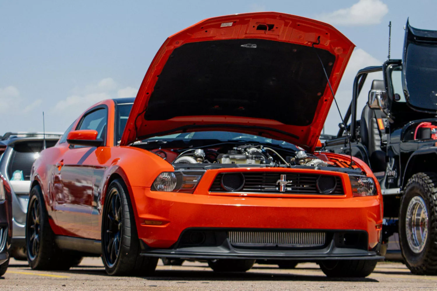 Un Ford con problemas mecánicos PEXELS