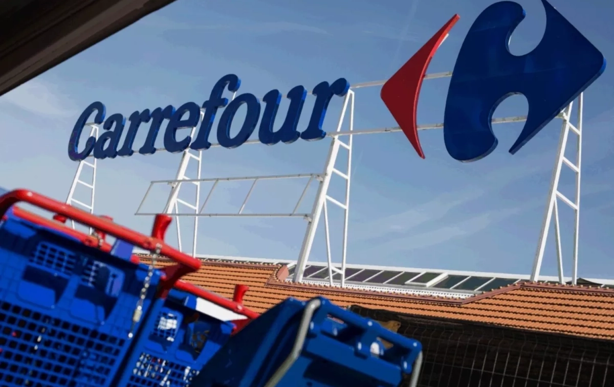La fachada de un establecimiento de Carrefour / EFE La fachada de un establecimiento de Carrefour / EFE