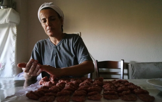 Una mujer cocinando / PEXELS Una mujer cocinando / PEXELS