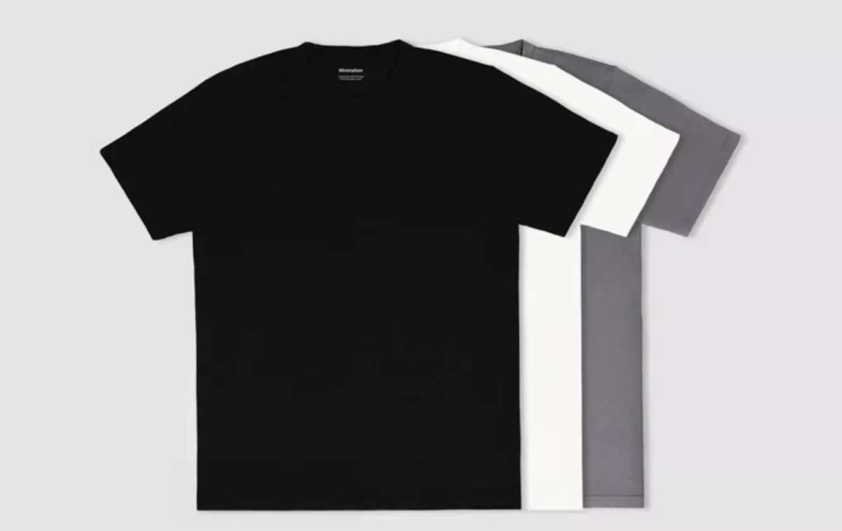 Pack de tres camisetas de la marca / MINIMALISM BRAND Pack de tres camisetas de la marca / MINIMALISM BRAND