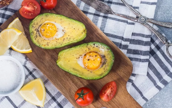 El aguacate es un ingrediente perfecto para multitud de comidas / Freepik El aguacate es un ingrediente perfecto para multitud de comidas / Freepik