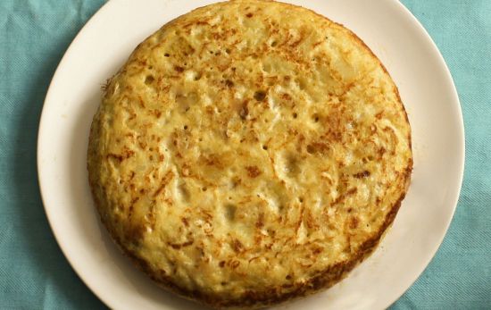 A Canadian tries to make a “Spanish” tortilla de patatas and the disaster is enormous