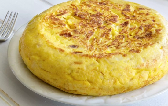 La receta de tortilla de patatas es de lo más sencilla /CANVA La receta de tortilla de patatas es de lo más sencilla /CANVA