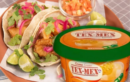 Mercadona lanza su nueva salsa de queso ideal para condimentar tus platos /Montaje CG Mercadona lanza su nueva salsa de queso ideal para condimentar tus platos /Montaje CG