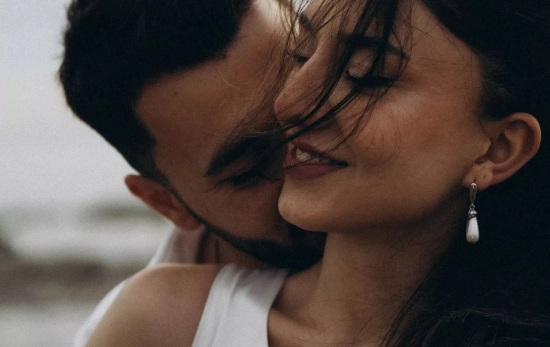 El olor del cabello de una persona está impregnado de feromonas/ PEXELS El olor del cabello de una persona está impregnado de feromonas/ PEXELS