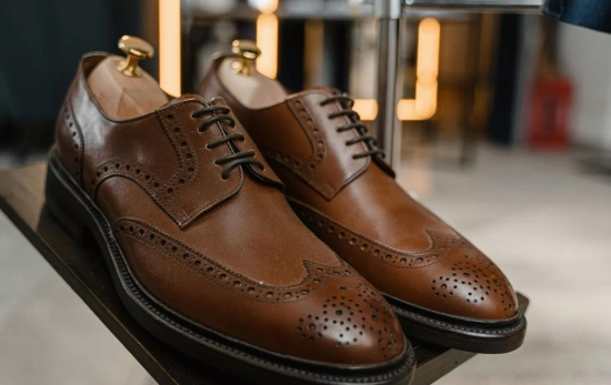 Oler el adhesivo empleado en la fabricación de un zapato es algo que a muchos les resulta embriagador/ PEXELS Oler el adhesivo empleado en la fabricación de un zapato es algo que a muchos les resulta embriagador/ PEXELS