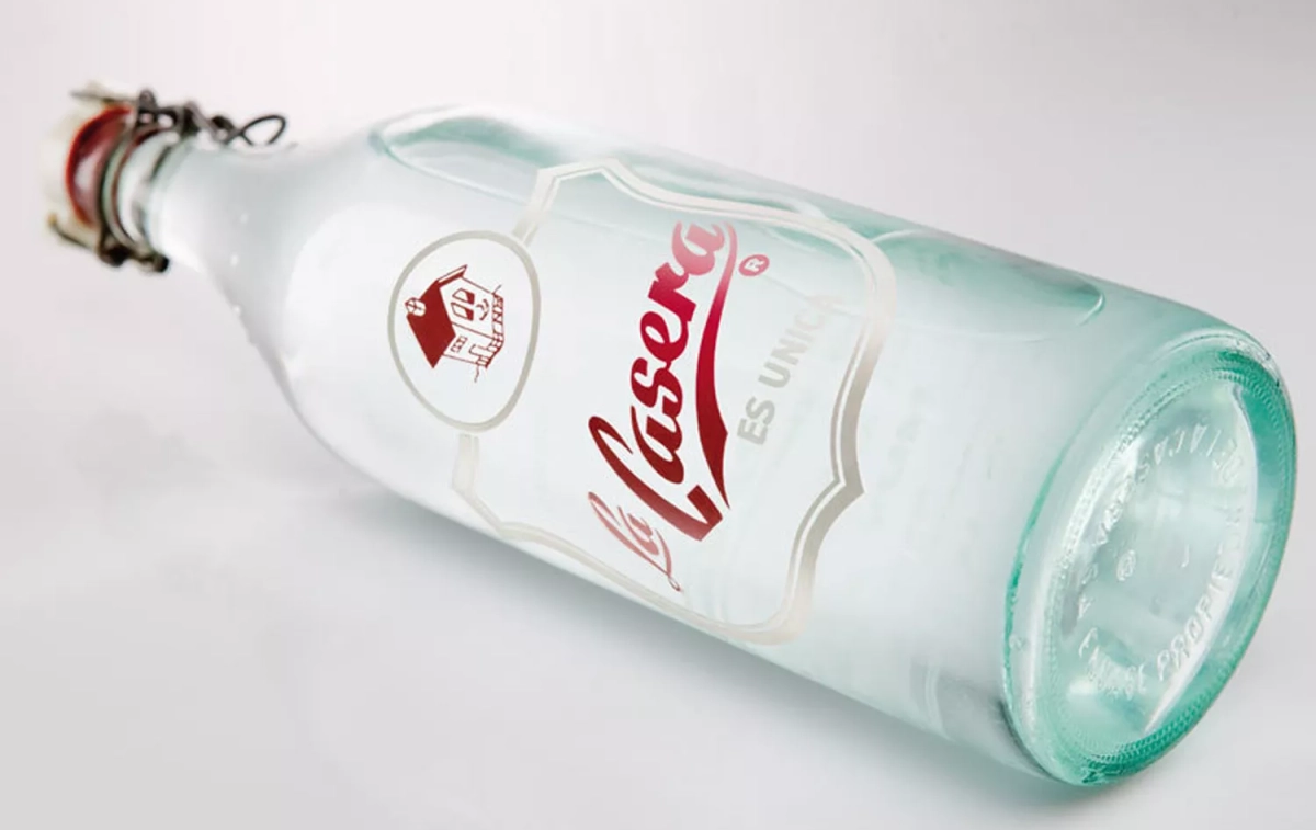 Botella original de La Casera Botella original de La Casera