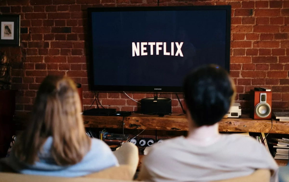 Una pareja ve Netflix / PEXELS Una pareja ve Netflix / PEXELS