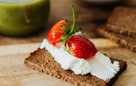 Una tostada de pan, esencial en el desayuno de muchos / PEXELS