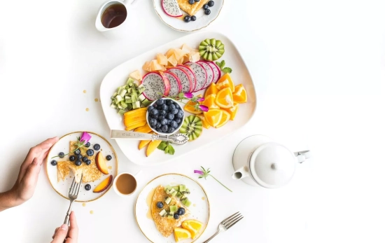 Un desayuno con frutas / UNSPLASH Un desayuno con frutas / UNSPLASH