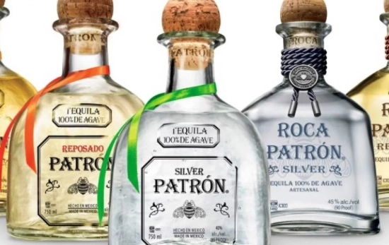 Botellas de tequila Patrón / BACARDI Botellas de tequila Patrón / BACARDI