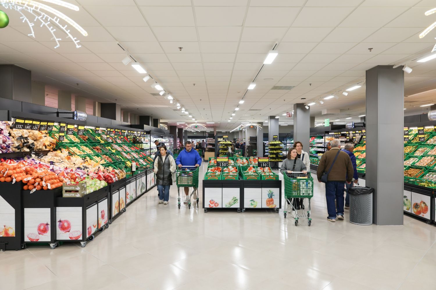 Nuevo supermercado de Mercadona en L'Hospitalet de Llobregat / MERCADONA Nuevo supermercado de Mercadona en L'Hospitalet de Llobregat / MERCADONA