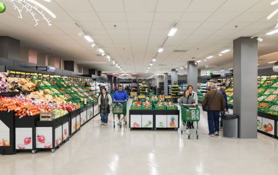 Nuevo supermercado de Mercadona en L'Hospitalet de Llobregat / MERCADONA Nuevo supermercado de Mercadona en L'Hospitalet de Llobregat / MERCADONA